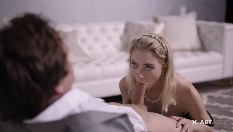 Young Chloe in Couture Handjob Heaven