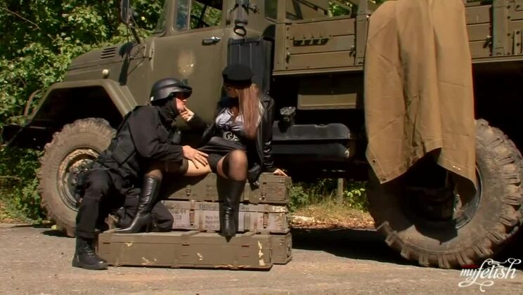 Outdoor Sex with Dominno - Big Cock & Blonde