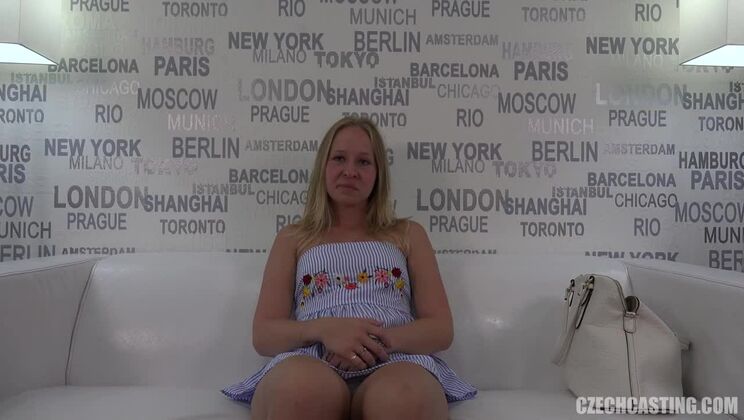 Casting Czech Blonde Veronika - Amazing