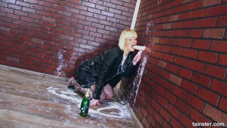 Cum Filled Solo: Blonde MILF in Leather Lingerie