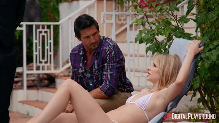 [Episodes] - Hot Blonde Kimmy Granger Gets a Vacation Facial - Kimmy Granger