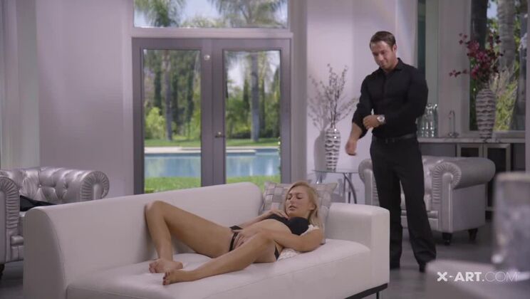 Young Alexa's Beautiful Erotic Encounter