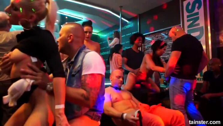 [Tainster] - Public Pussy Licking with Mia Blond, Amirah Adara & Kate Gold - Amirah Adara - Tiffany Doll - Victoria Puppy - Alexis Crystal - Kattie Gold - Cynthia Vellons - mia blond