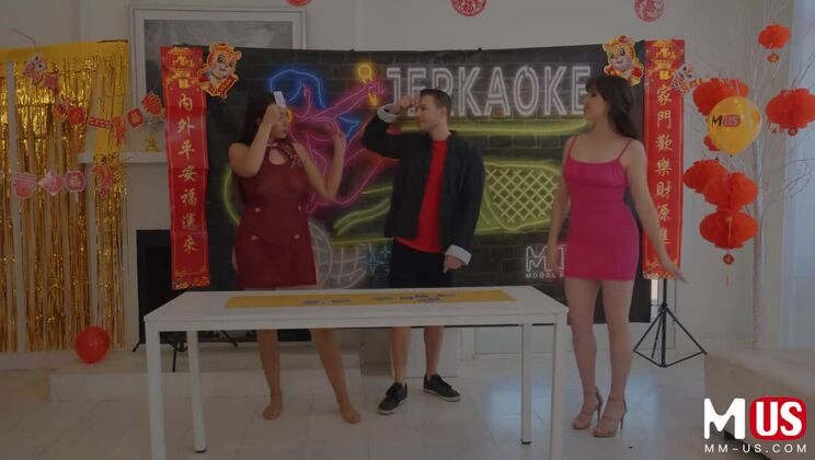 Jerkaoke and Deepthroat with Codey and Bella