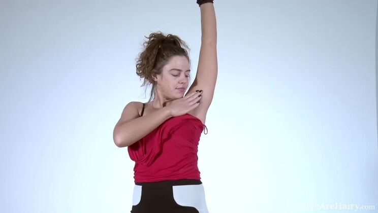 [WeAreHairy] - Striptease Star: Dominique's Hairy Surprise - Nenetl Avril