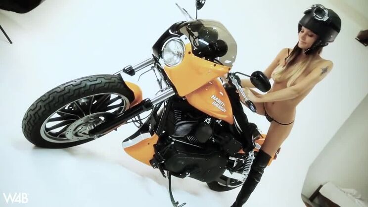 [Watch4Beauty] - Harley's Sexy Clover in a Backstage Banger - Clover