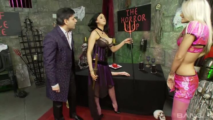 [BANG.com] - Threesome Fun with Jasmine, Blonde and Brunette in Stockings