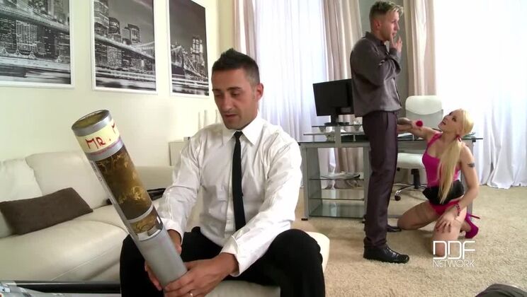 Lola Taylor's Anal Dream