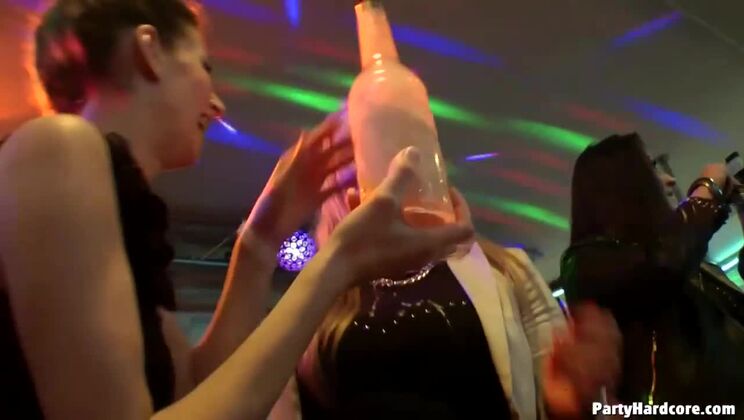 High Heels & Handjobs - Party Sex Madness