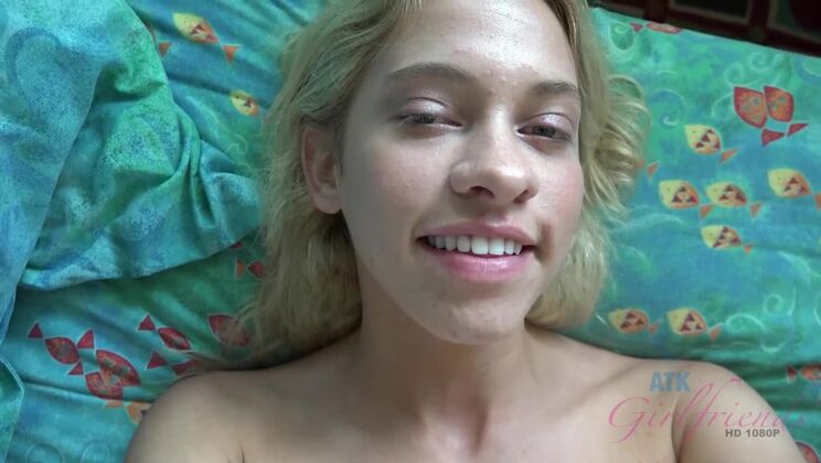 Girlfriend Khloe's Amateur POV Footjob Action