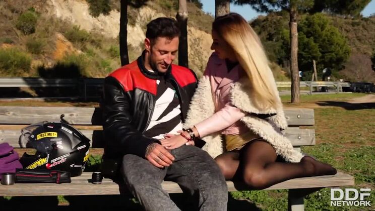 [DDFNetwork] - Outdoor Hardcore Revenge with Katrin Tequila - Anna Thorne