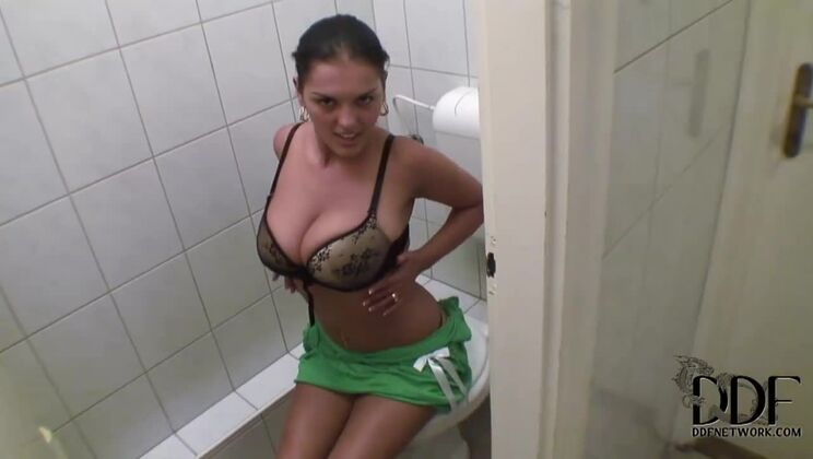 [OnlyBlowjob] - Jasmine Black - Passionate Experience in a Small Space - Jasmine Black