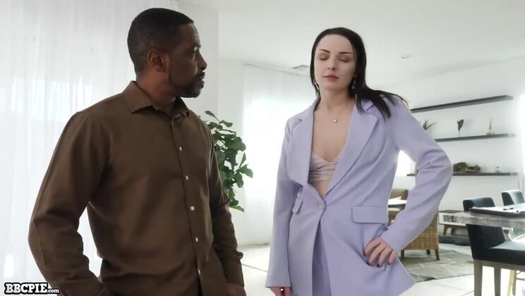 [BBCPie] - Closer to the Deal - Mila Monet