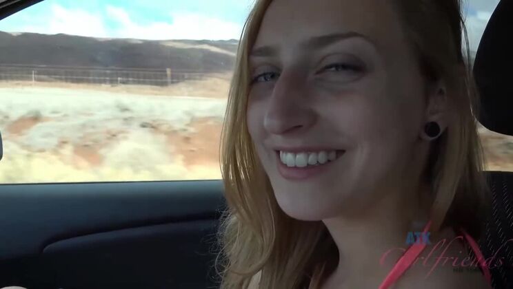 [ATKGirlfriends] - Beach Foot Fetish with Rococo Royalle - Cumshot - Rococo Royalle