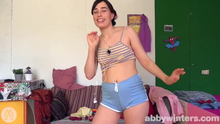 Alexandra Enjoys Amateur Sex