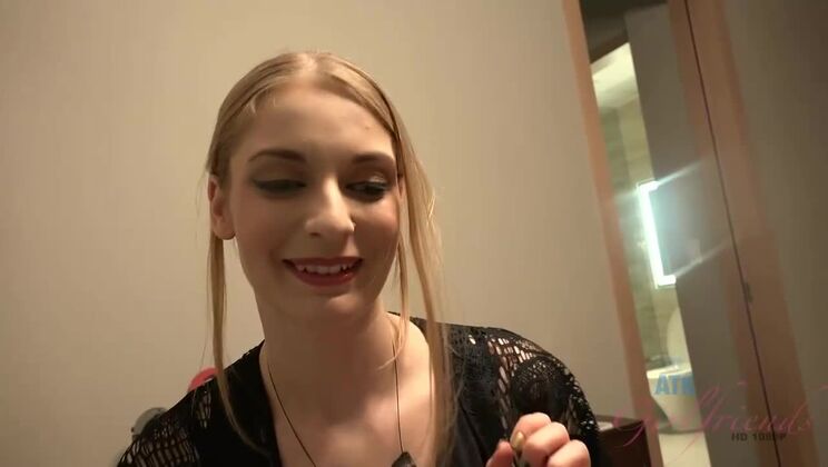 Creampie and Footjob with Ela Darling - Blonde Babe