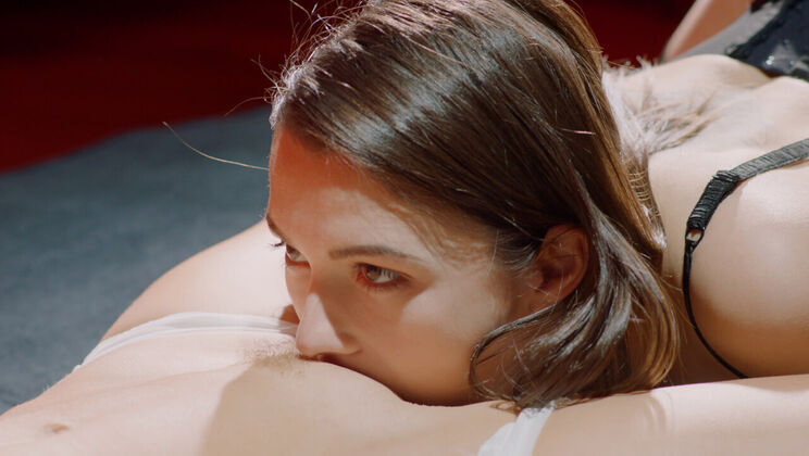 Lesbian Pleasure: Exploring Every Last Drop