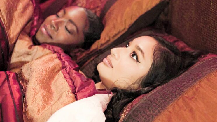 [Girlsway] - Petite Ebony Girl Gets Fingered - Avery Black - Amari Anne