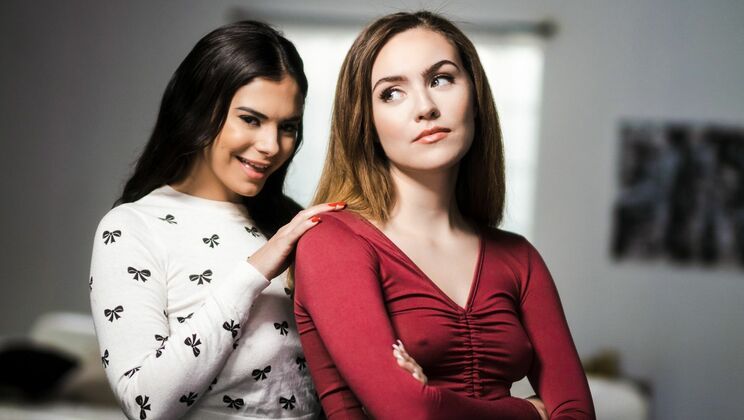 [WebYoung] - Violet and Freya's Big Tit Seduction