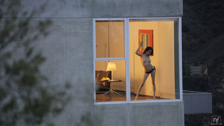 The Solo Show - Aiden Ashley in Afterhours