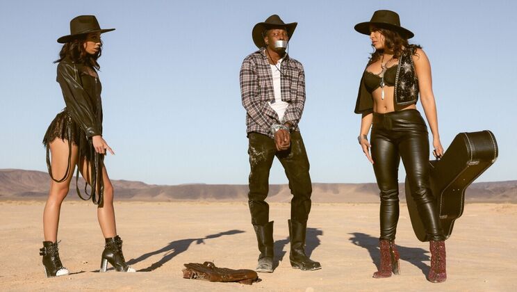 [Brazzers] - Desperada's Trimmed Pussy and Ass Licking