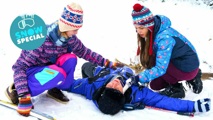 [ClubSweethearts] - Snow Bunnies Blowjob and Facial