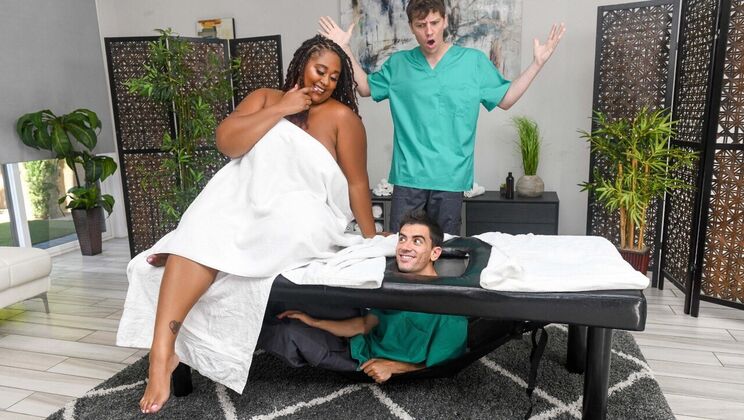 [Brazzers] - Massage Therapist Loves Big Tits