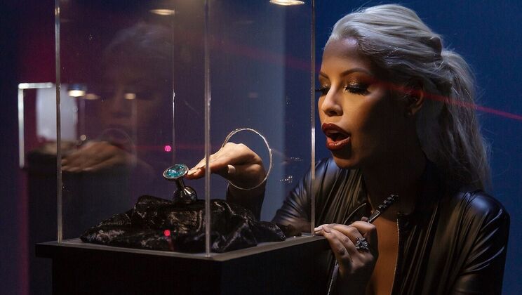 [Brazzers] - Brunette and Blonde Threesome with Huge Cock