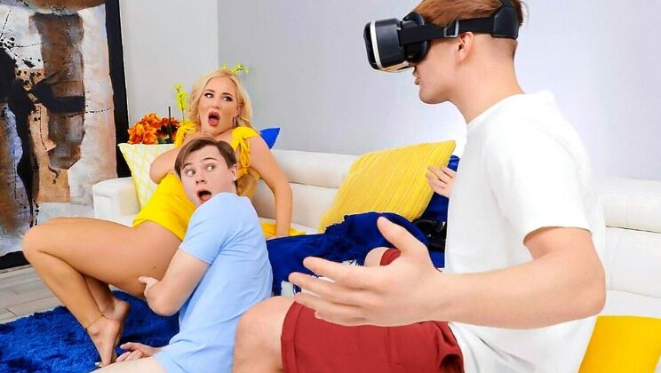 [Brazzers] - Big Cock Pounding for Shaved Blonde in VR - Savannah Bond - Anthony Pierce