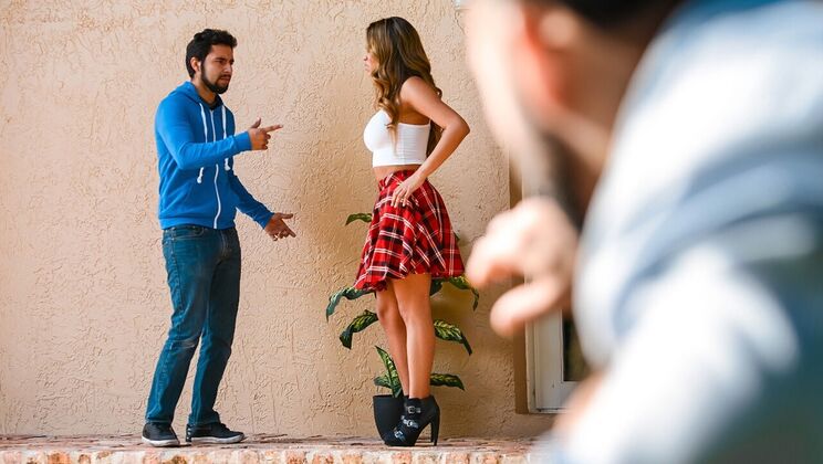 Big Tits Latina Nicole Rey Outdoor Fuck
