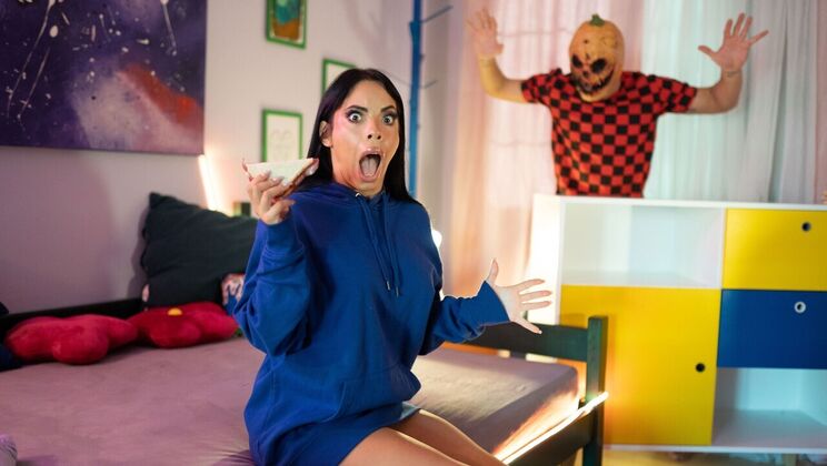 [FakeHubOriginals] - Masturbation Turns into Cumshot on Halloween - Max Dior - Megan Fiore