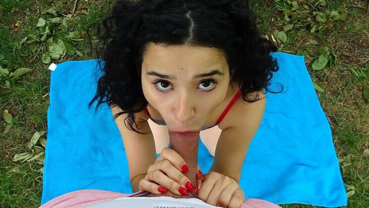 Outdoor Public Fucking with Spanish Girl