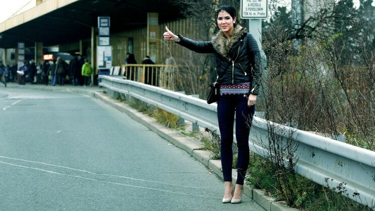 [StrandedTeens] - Czech Honey's Mobile Sex Session - Lady Dee