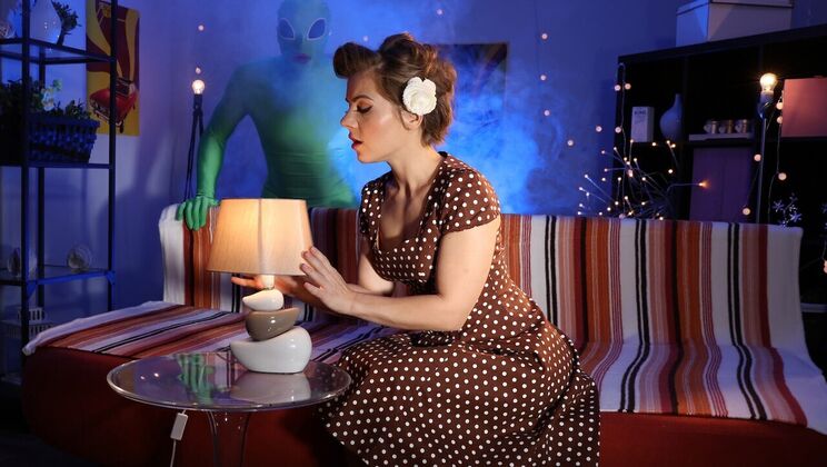 Mom Enjoys Reverse Cowgirl Position