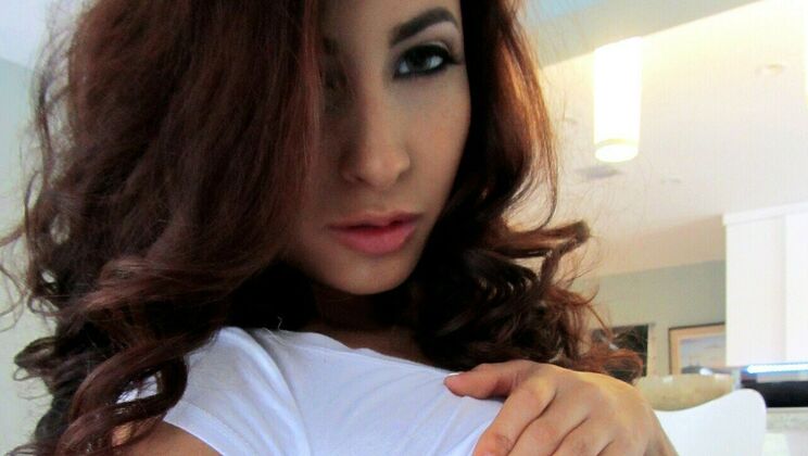 Jade Jantzen's Plump Latina Buttocks