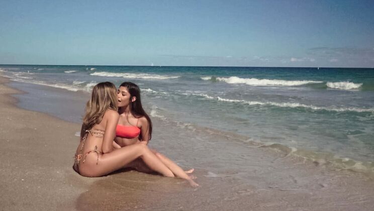[WeLiveTogether] - Amateur Beach Babes Get Wet