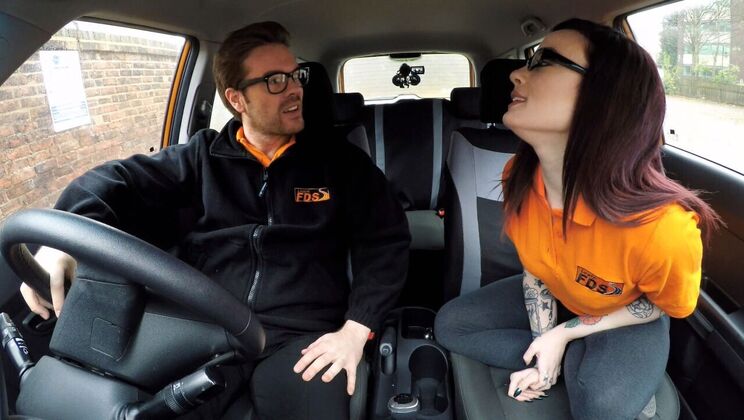 [FakeDrivingSchool] - 19-Year-Old American Petite Teen Creampie - Ryan Ryder