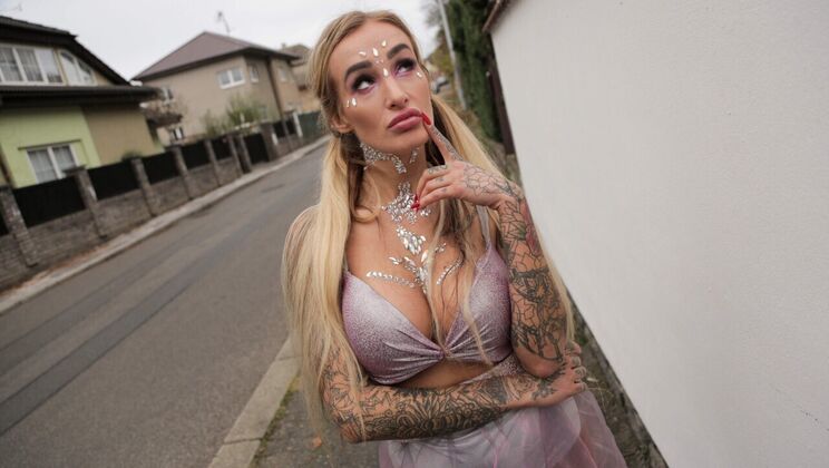 [PublicAgent] - Blonde with Big Tits Enjoys Outdoor Sex