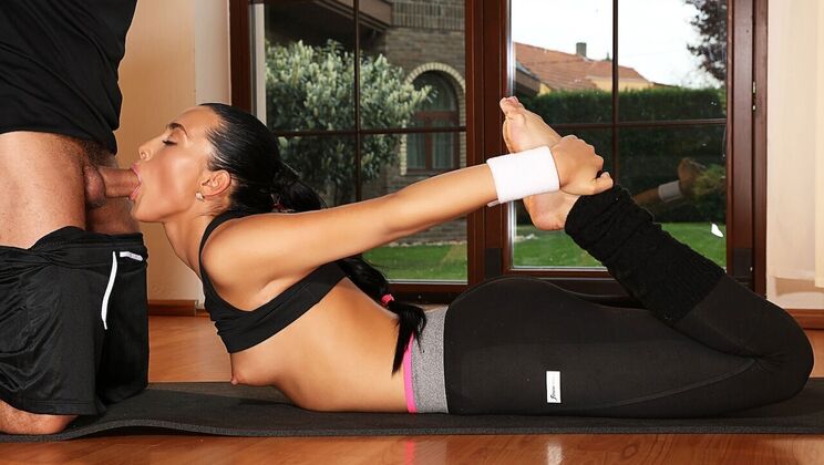 [FitnessRooms] - Private Class Turns into Ass Licking and Fucking - Anna Rose - George Uhl