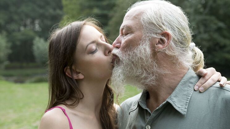 [Oldje] - Outdoor Sex with a Sexy Stranger - Rebecca Ruby - Rebecca Ruby - Bruno