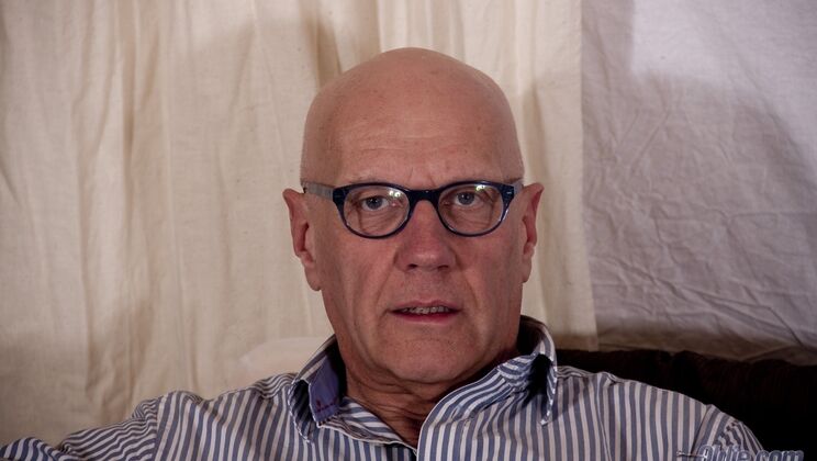 [Oldje] - Pussy Licking and Foot Care with Nisha