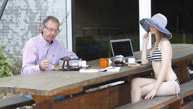 [Oldje] - Doggystyle Sex with Cum Swallowing - Hugh - Beata Undine