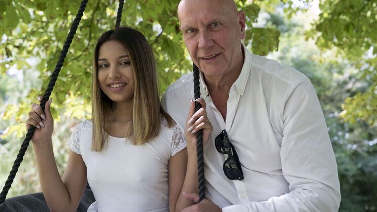 [Oldje] - Outdoor Blowjob From Roxy Lips - Hugo - Roxy Lips