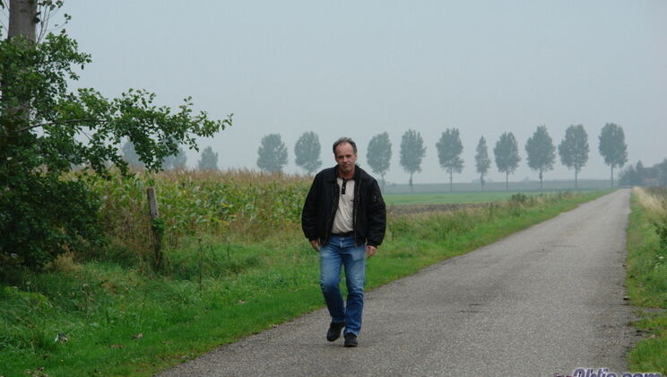 [Oldje] - Young Alisa and Old Erick in Bed - Erick - Alisa