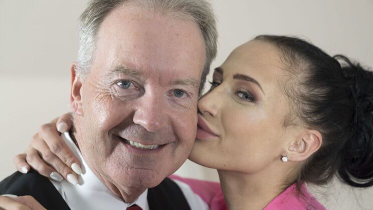 [Oldje] - Big Cock Fucks Petite Secretary Nicole Love's Pussy - Nicole Love - Boris