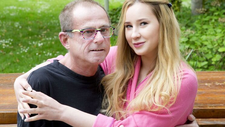 [Oldje] - Fingering and Masturbation on a Rainy Day