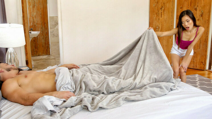 Asian Stepsister's Seduction of Stepbro