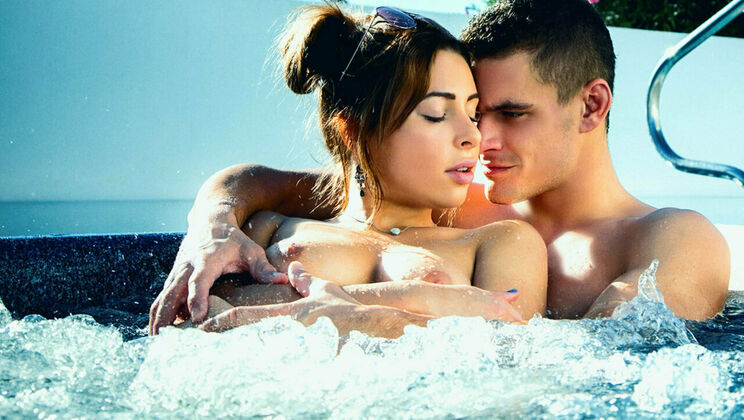 [SexArt] - Ally Breelsen and Maxmilian Dior in Hot Jacuzzi Sex (2016) - Ally Breelsen - Maxmilian Dior
