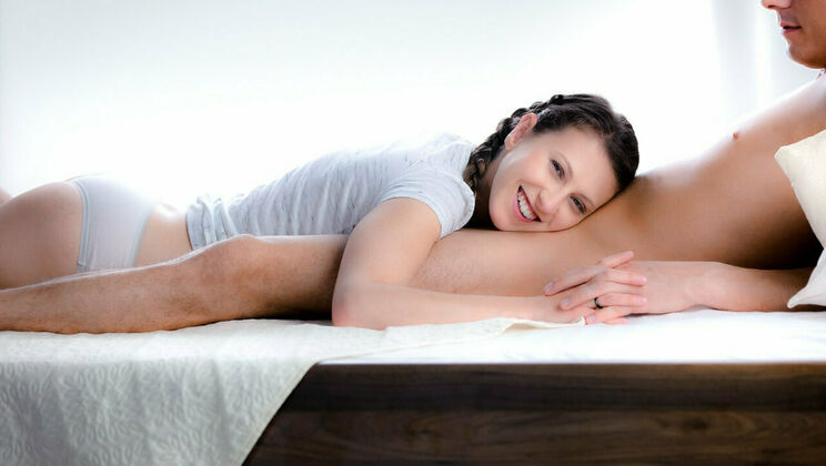 Hairy Pussy, Cumshot: A Dirty Encounter