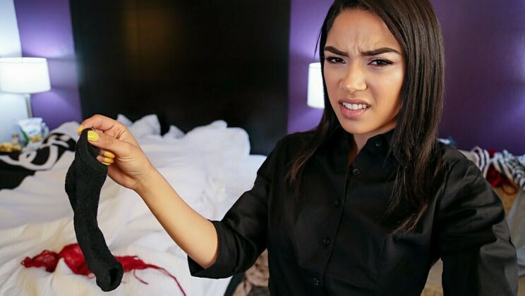 [IKnowThatGirl] -  Reverse Cowgirl Sleeping Couple Found 